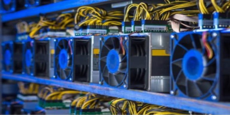 Old Bitcoin mining rigs reach ‘shutdown price’ as Bitcoin slides to $25,000